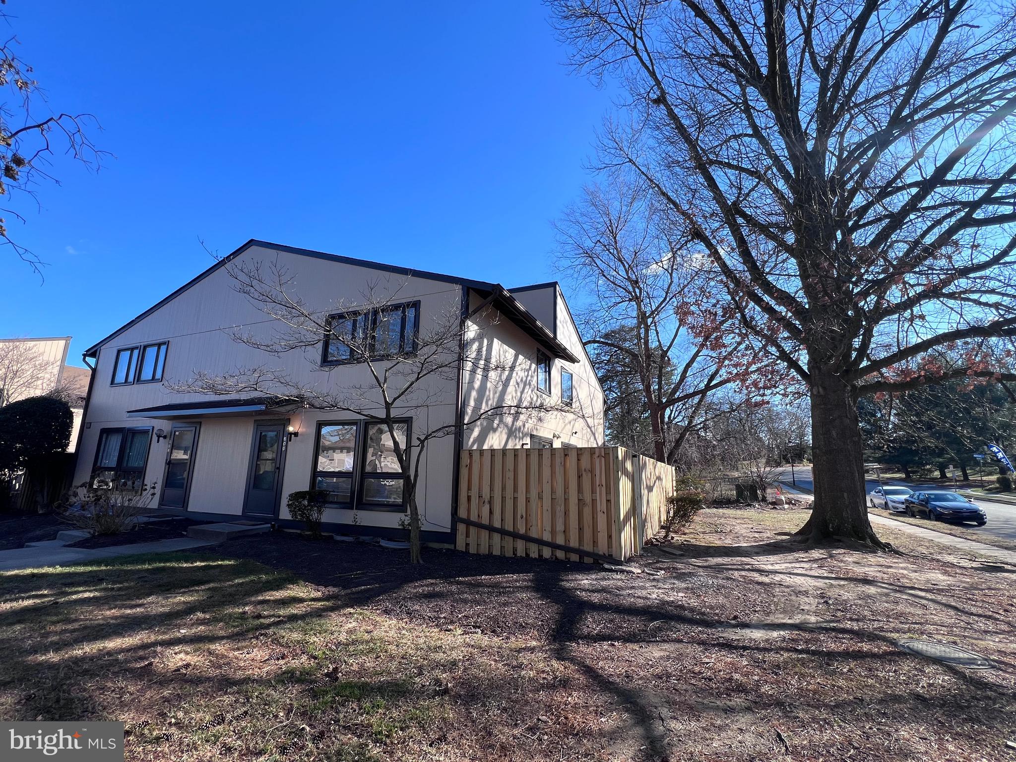 WOODSIDE SQUARE - Residential Lease