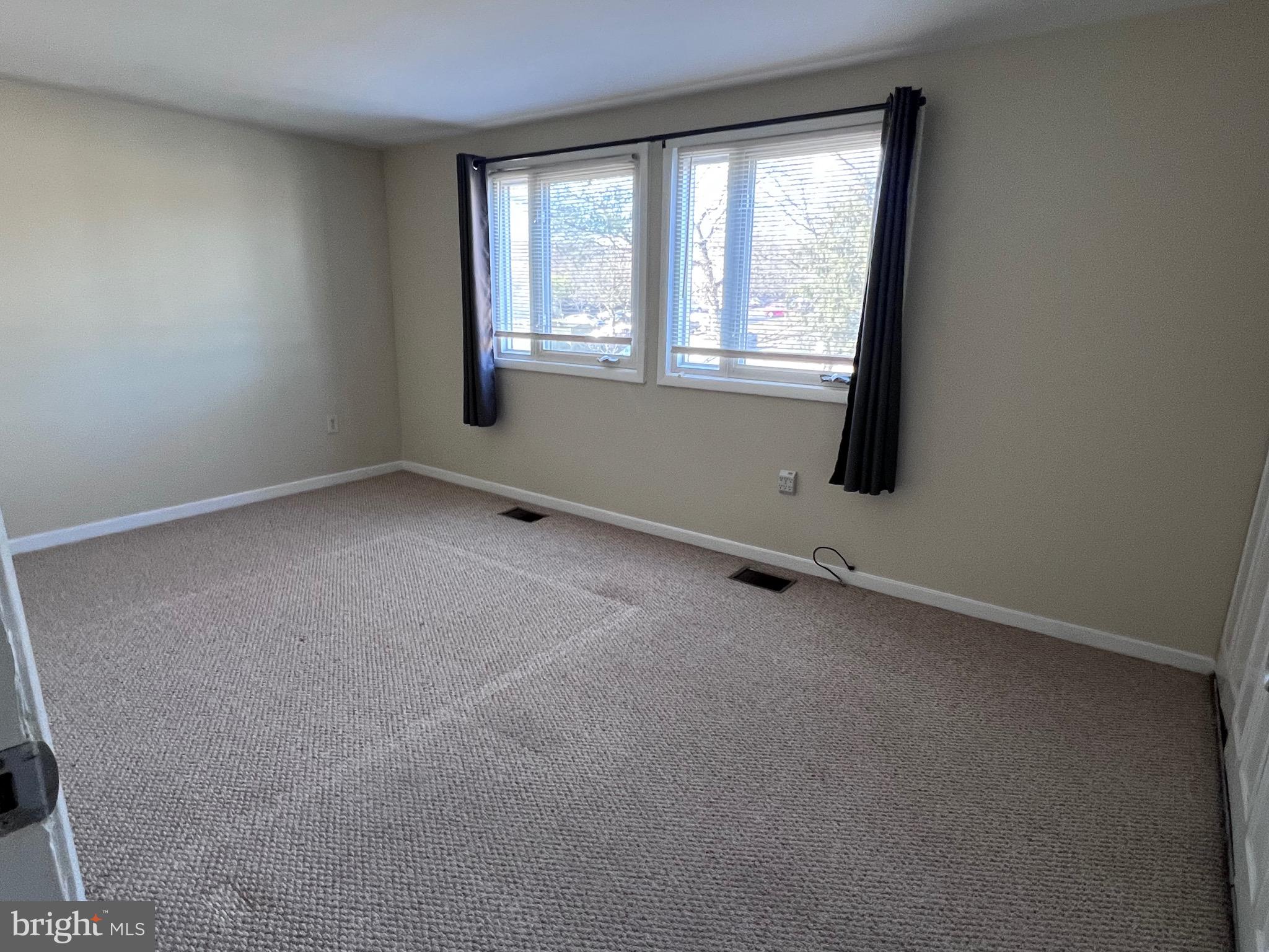 WOODSIDE SQUARE - Residential Lease