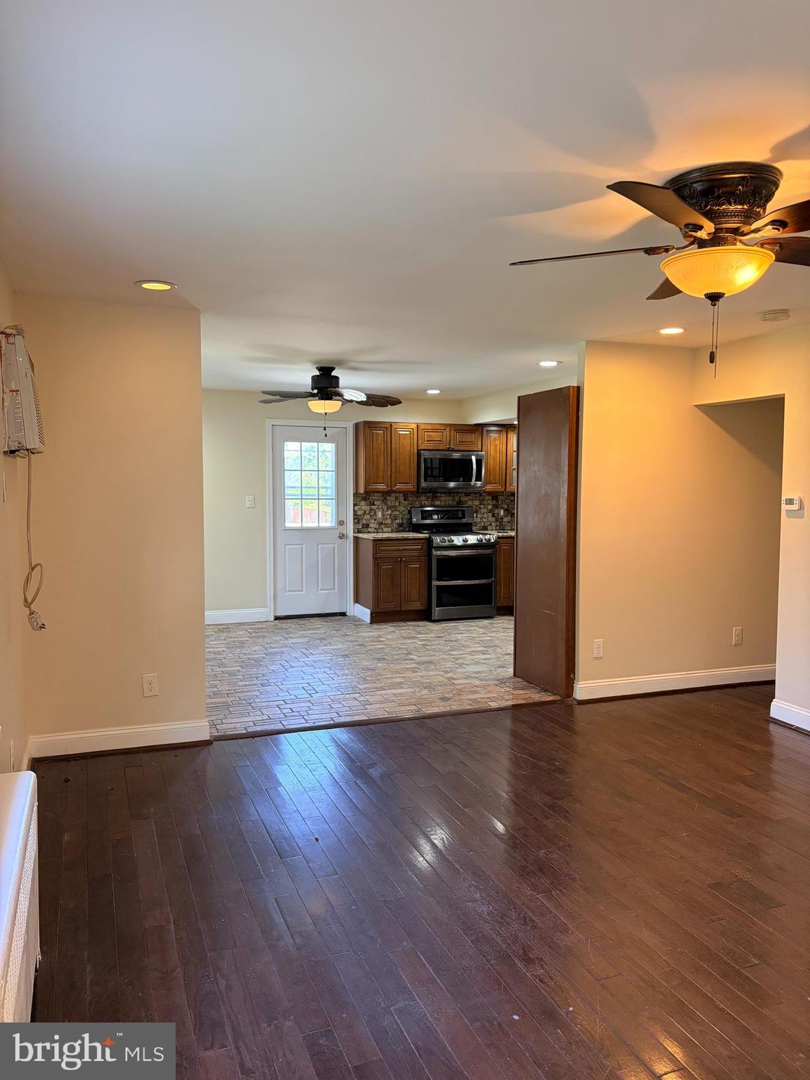 LANSDOWNE - Residential