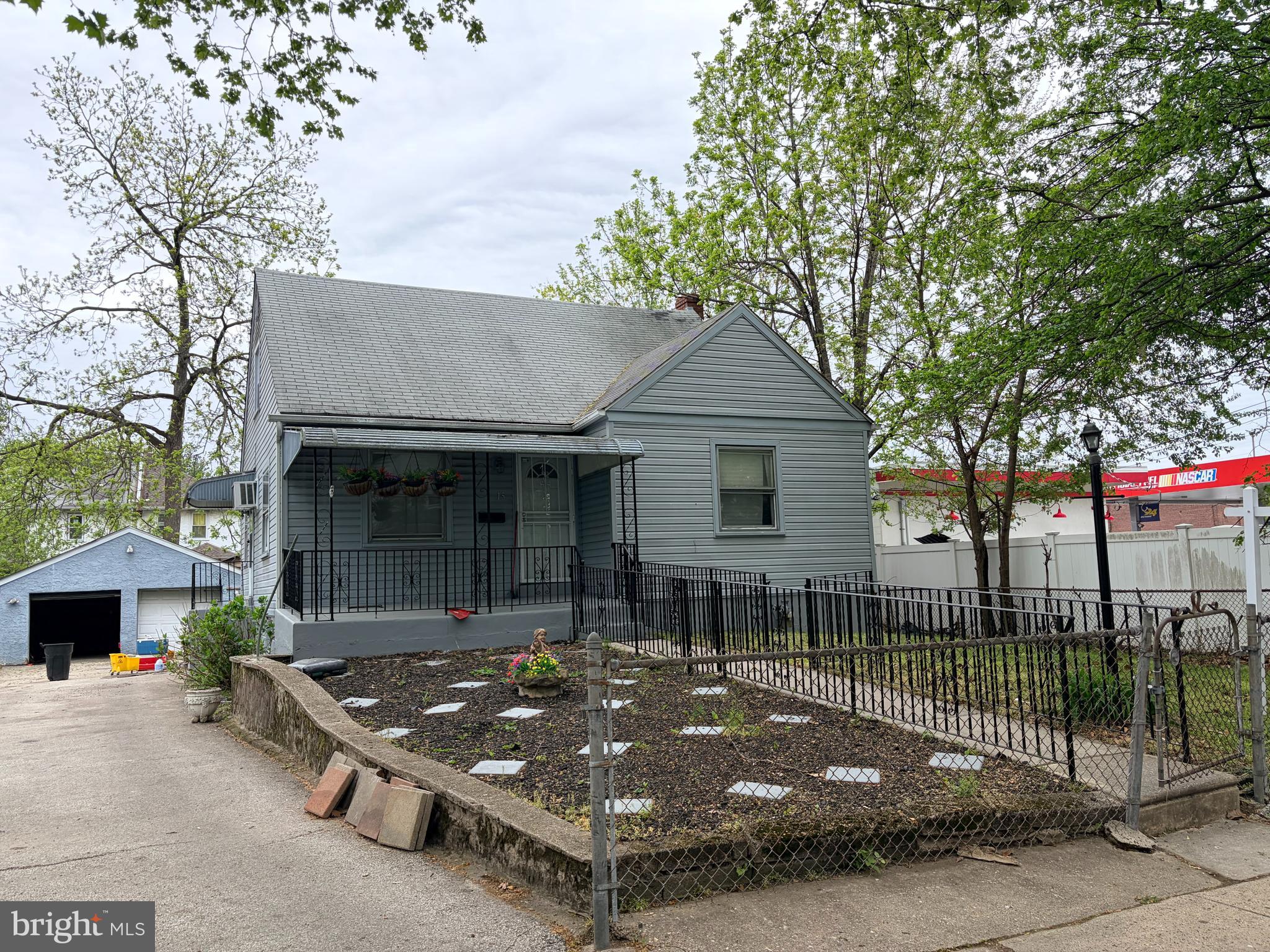 LANSDOWNE - Residential
