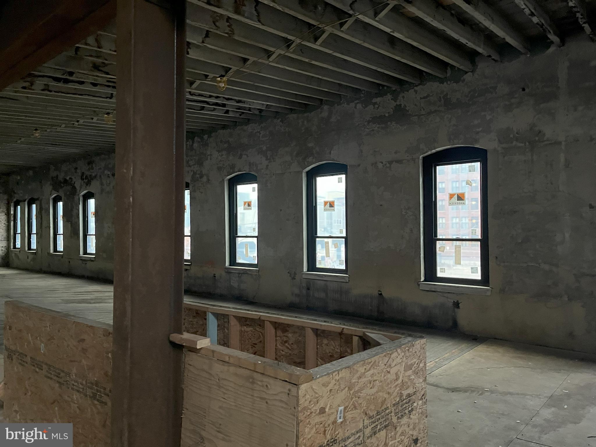 NORTHERN LIBERTIES - Commercial Sale