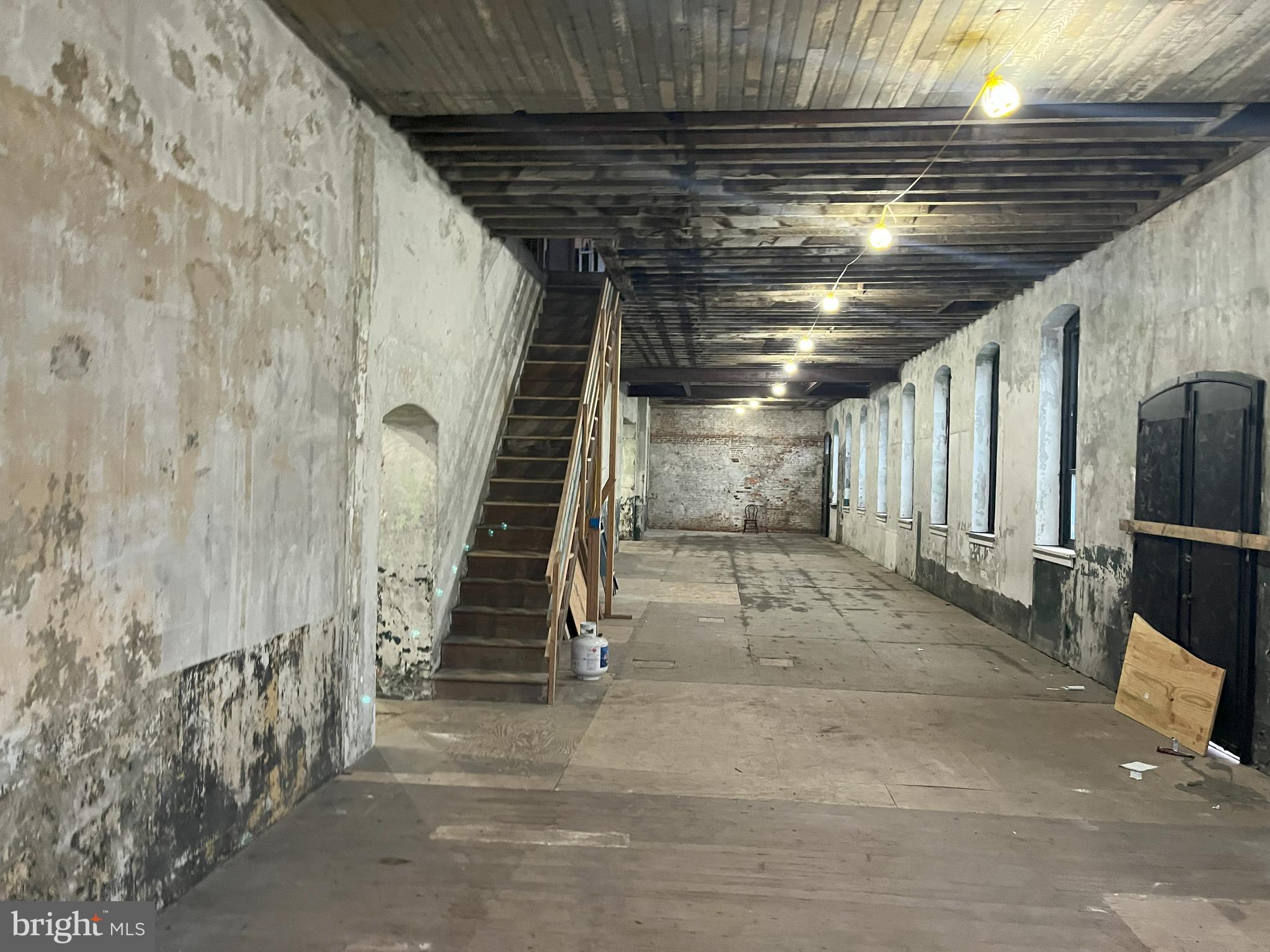 NORTHERN LIBERTIES - Commercial Sale