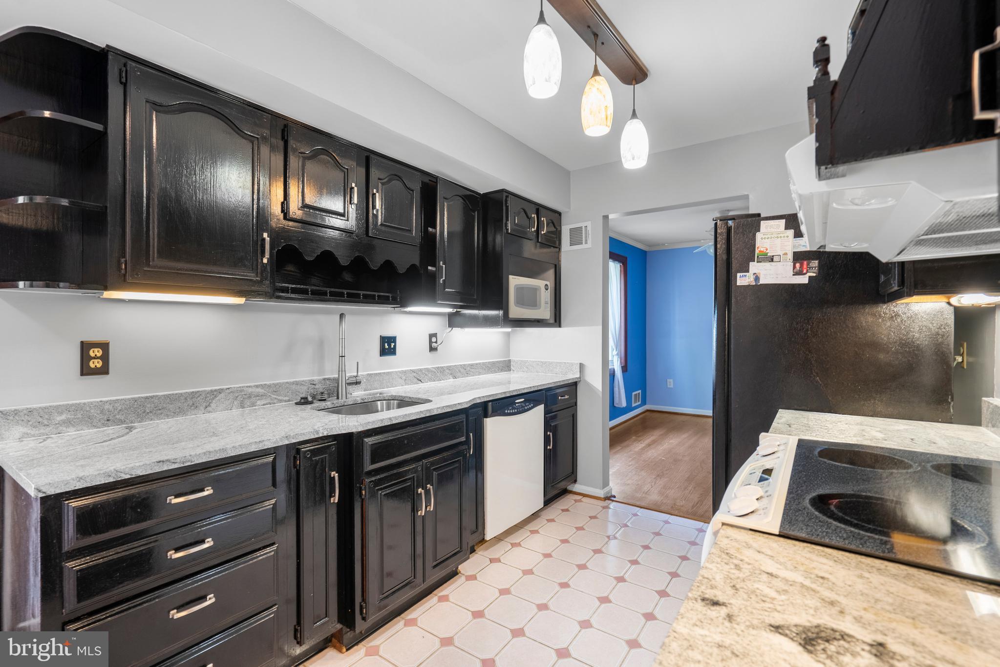 BOND MILL PARK - Residential