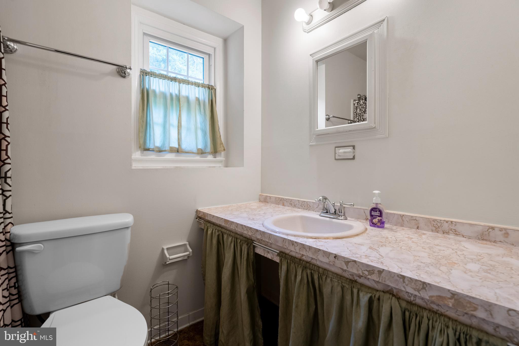 BOND MILL PARK - Residential