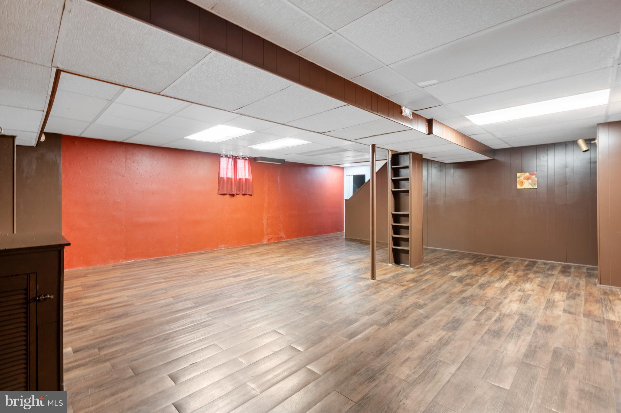 BOND MILL PARK - Residential