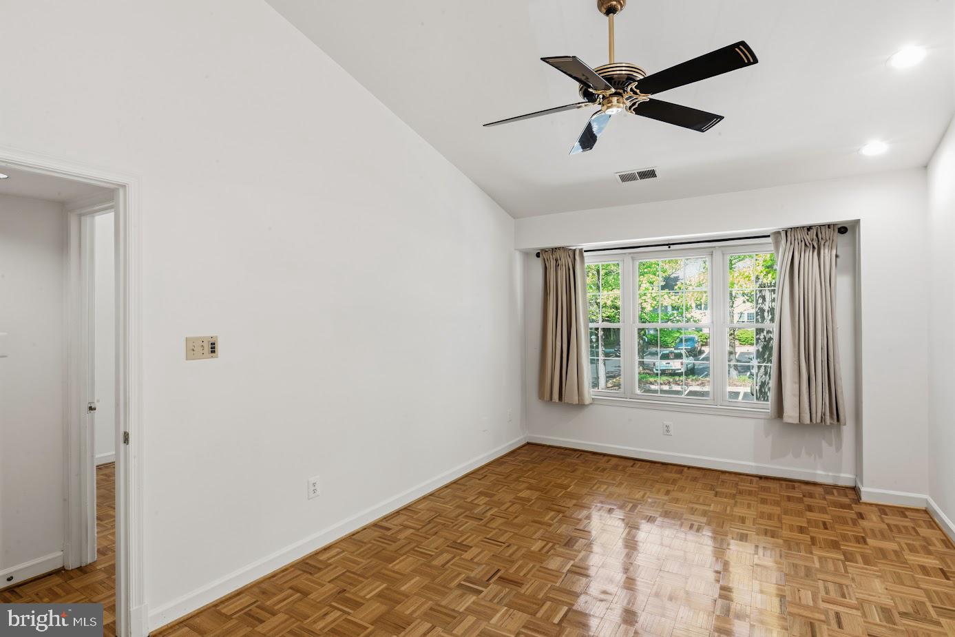 BENTLEY PLACE - Residential