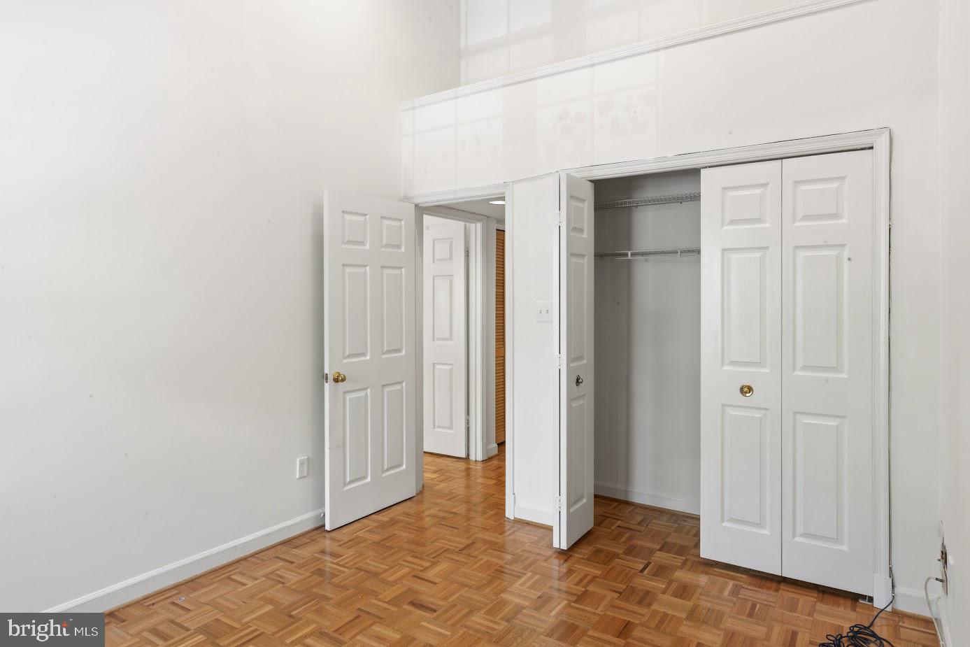 BENTLEY PLACE - Residential