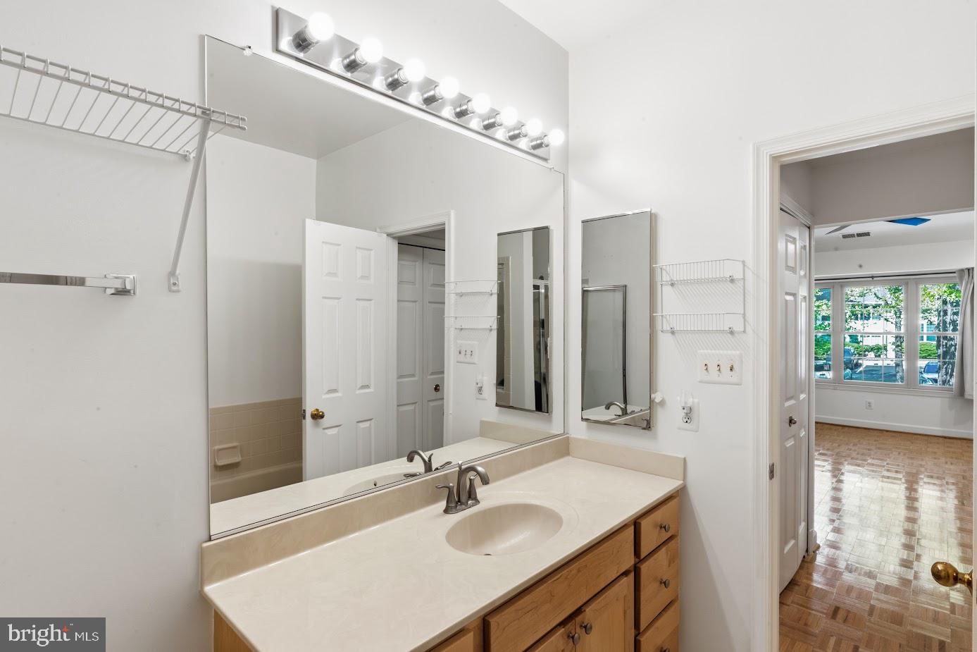 BENTLEY PLACE - Residential