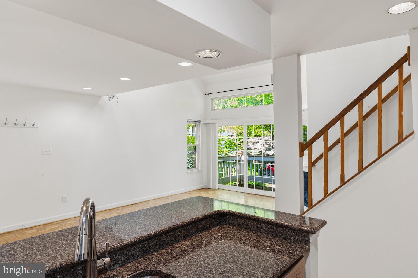 BENTLEY PLACE - Residential