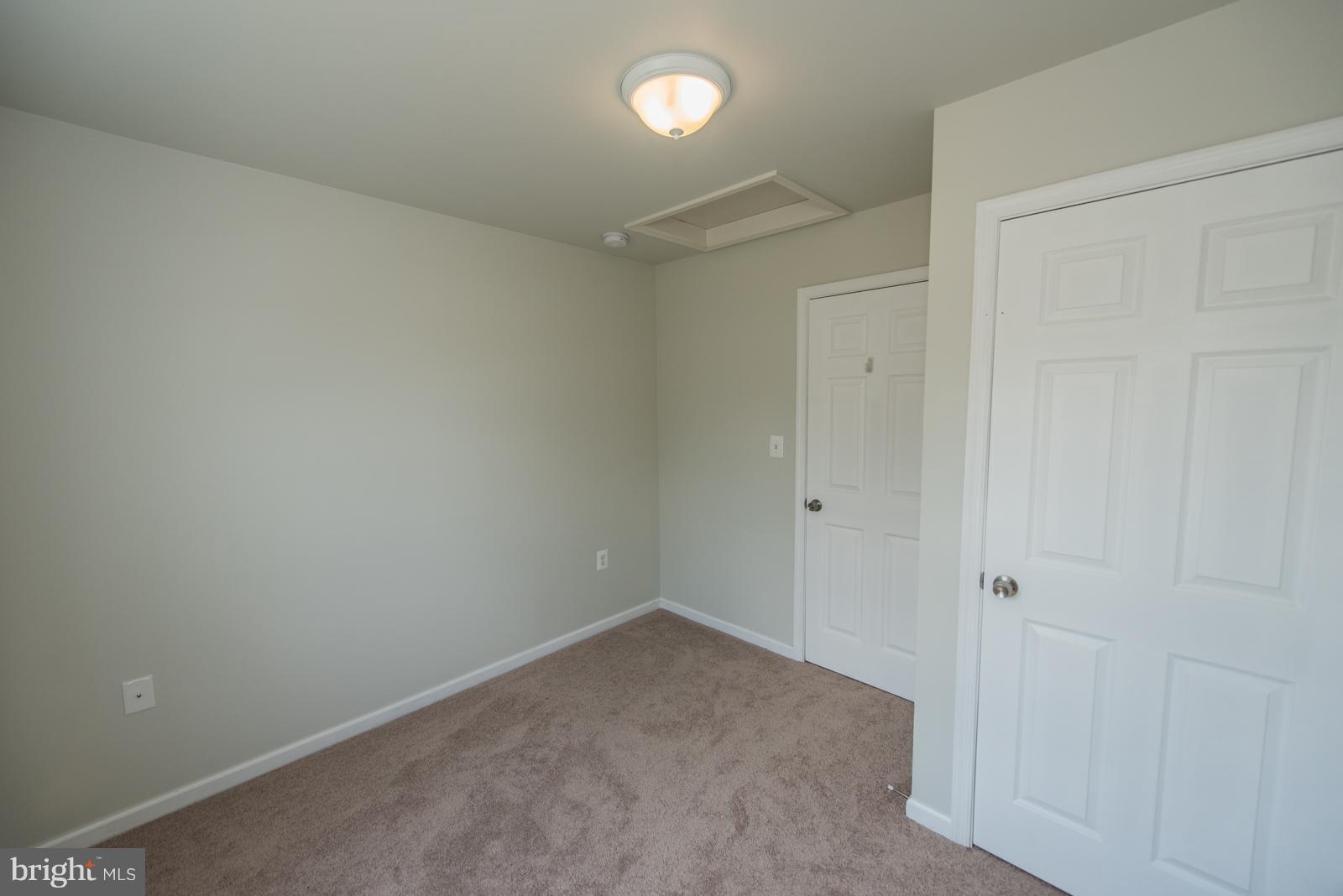 BRIAR RUN - Residential