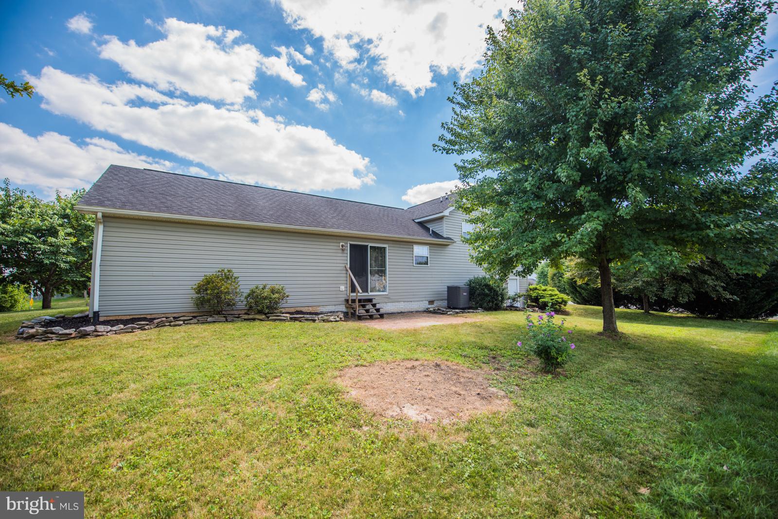 BRIAR RUN - Residential