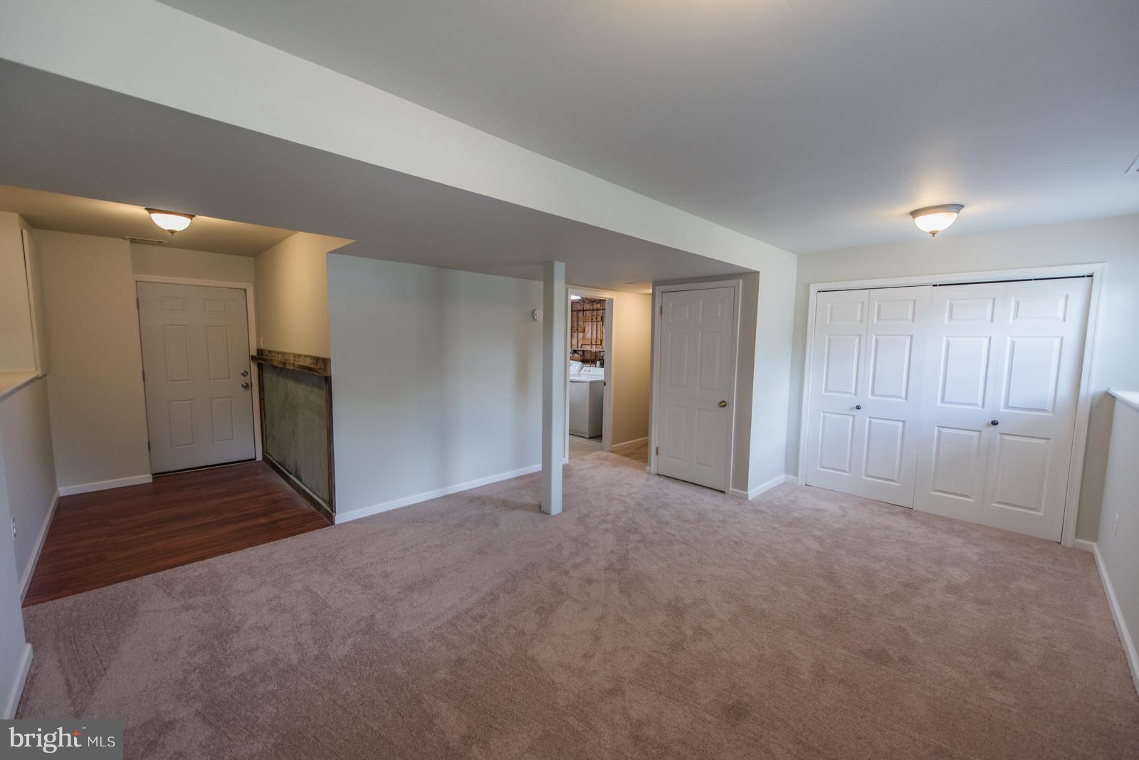 BRIAR RUN - Residential