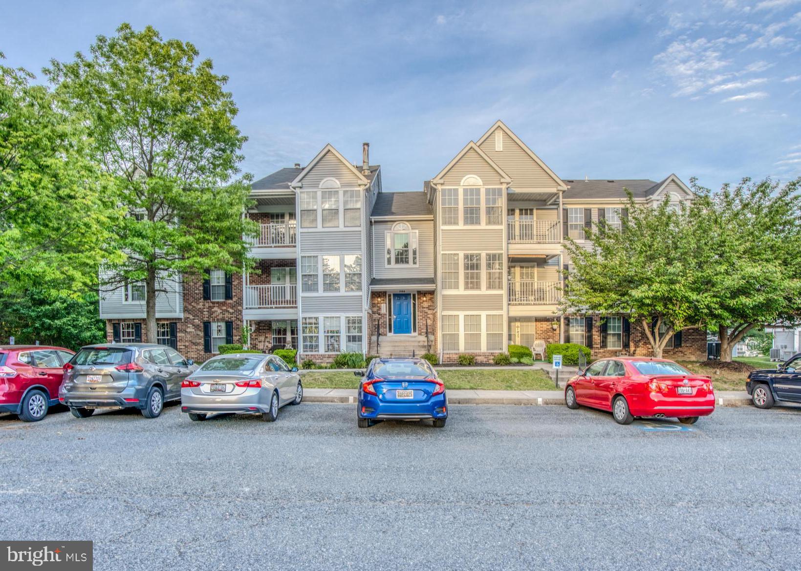 RIVERSIDE - Residential