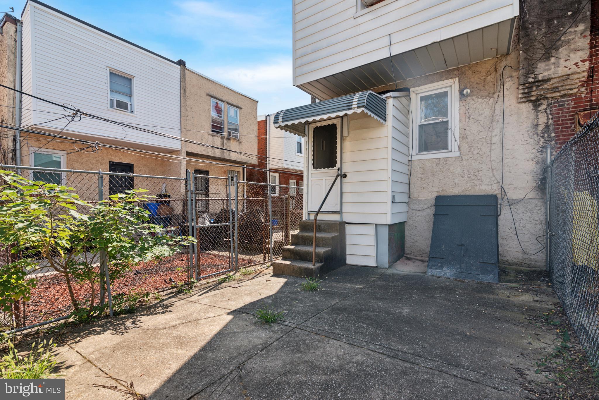 WEST PHILADELPHIA - Residential