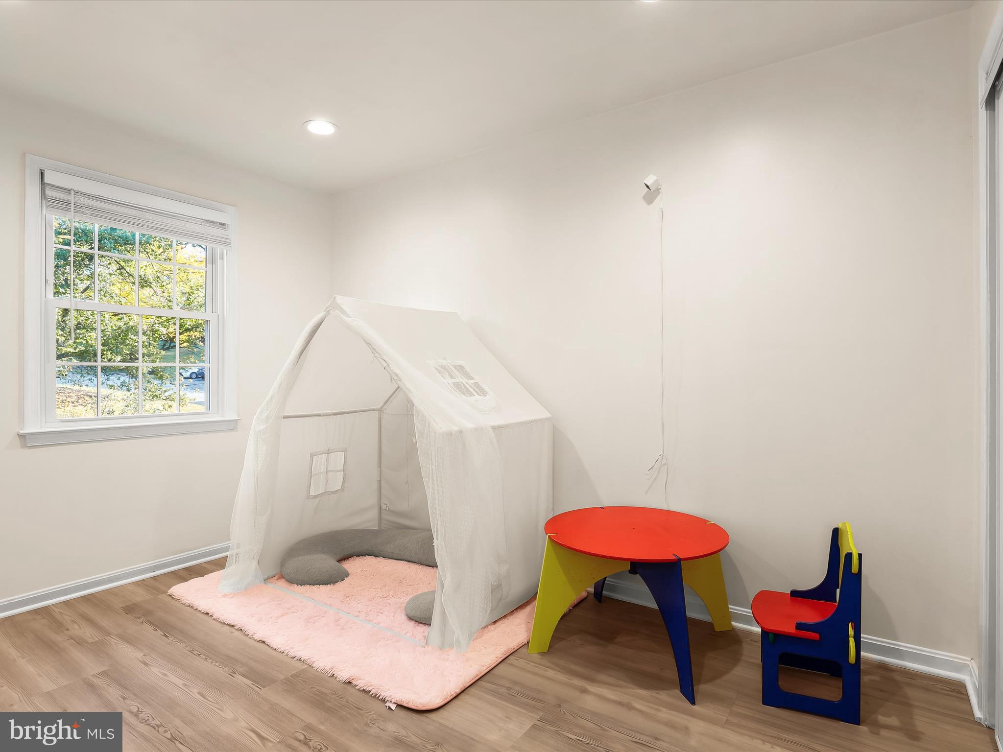 RICHARDSON MEWS - Residential