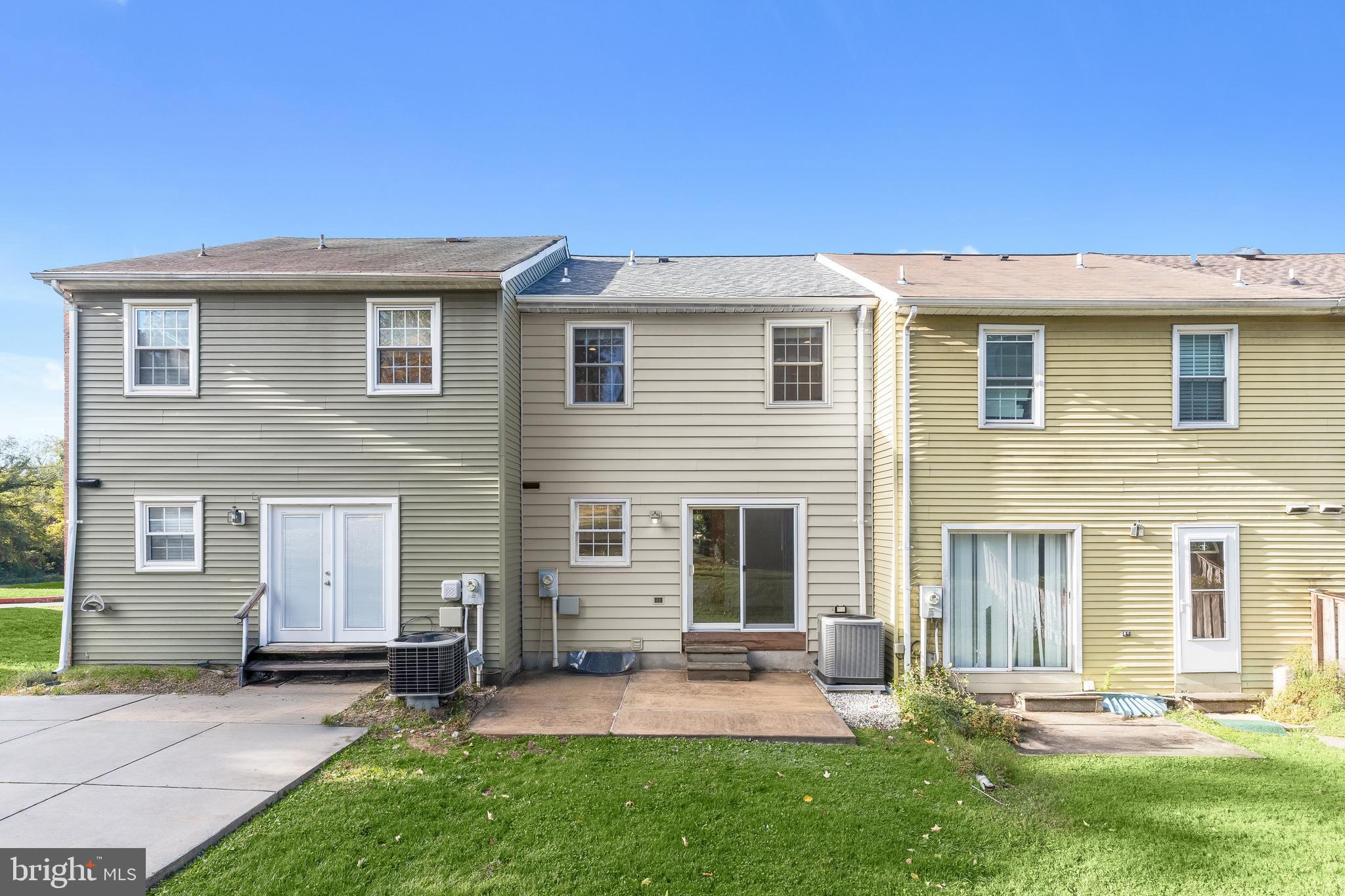 RICHARDSON MEWS - Residential