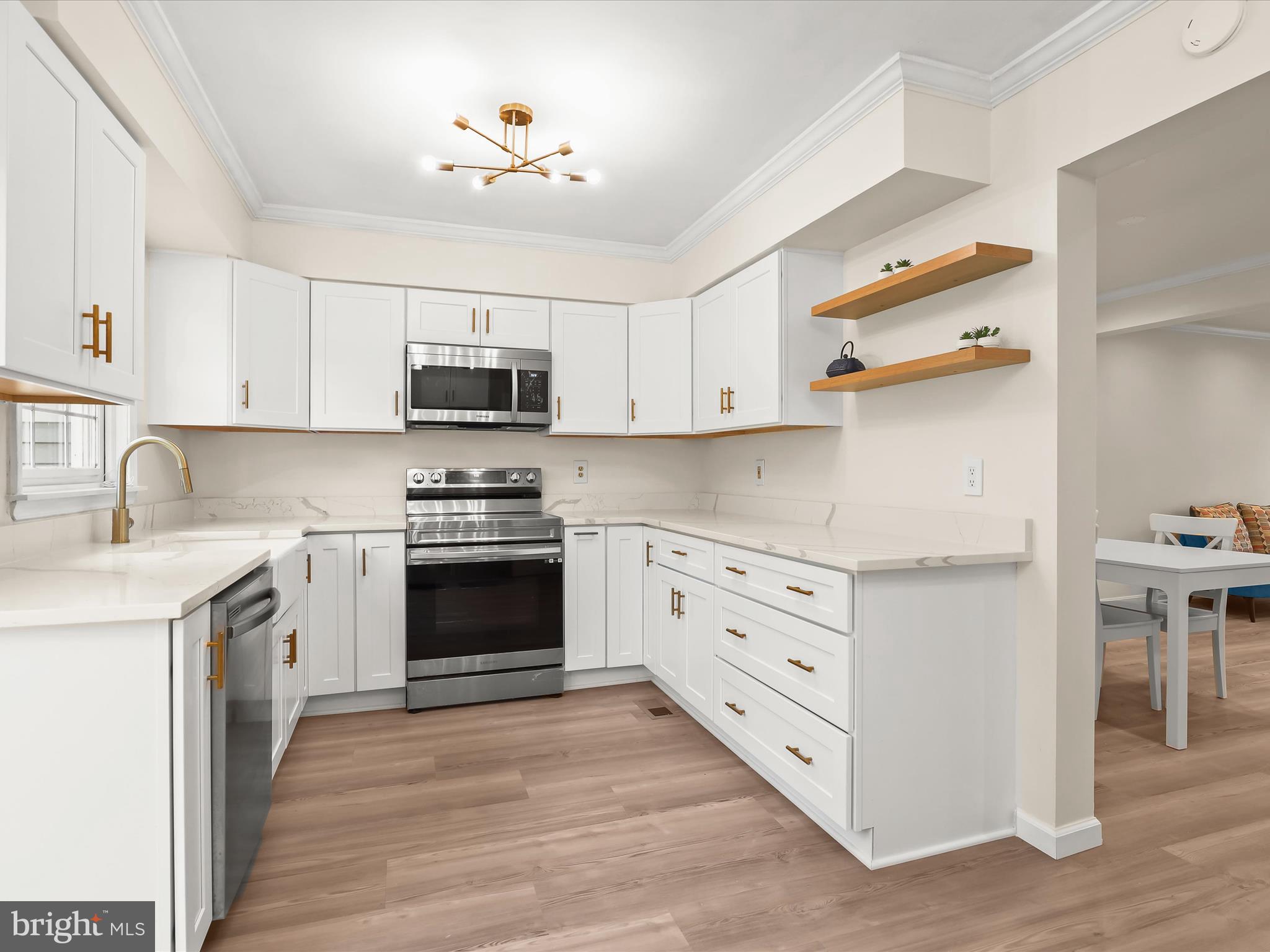 RICHARDSON MEWS - Residential