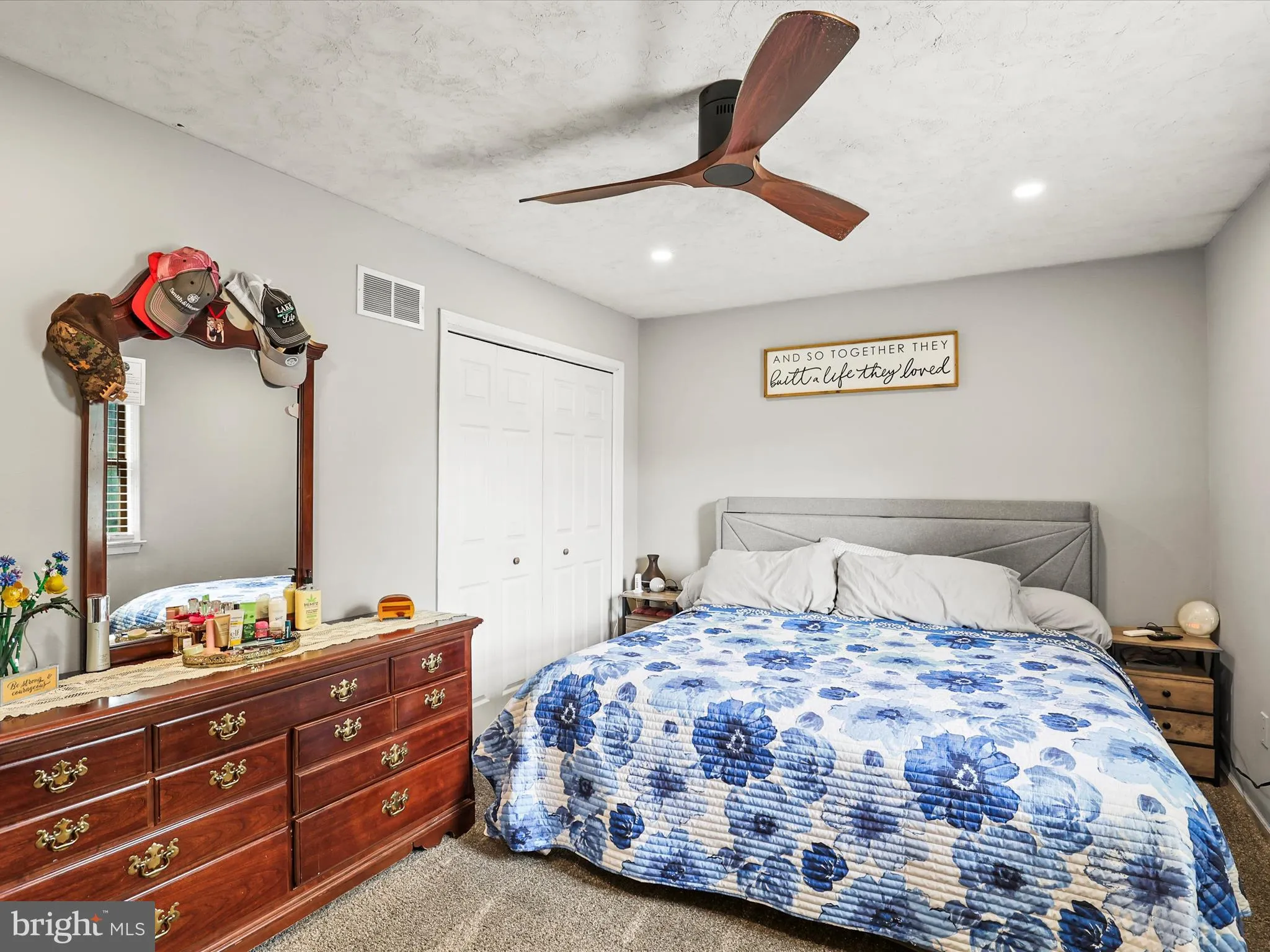 Hanover, Pennsylvania 17331, United States, 3 Bedrooms Bedrooms, ,2 BathroomsBathrooms,Residential,Pending,204186