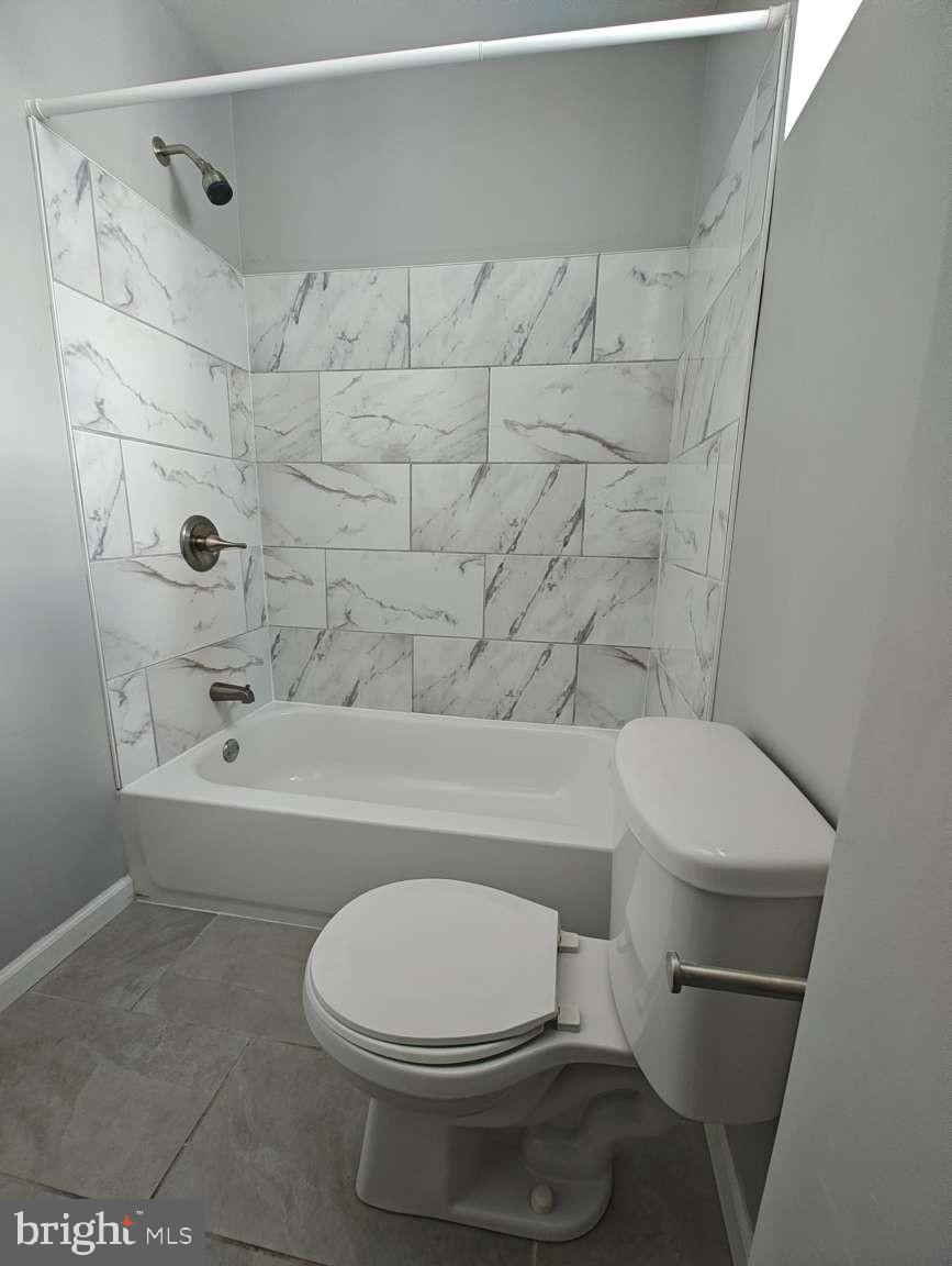 PORT RICHMOND - Residential