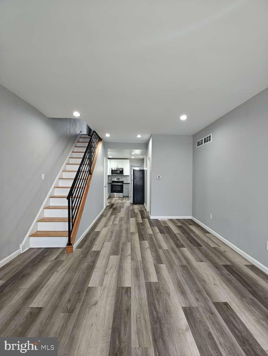 2958 LIVINGSTON STREET