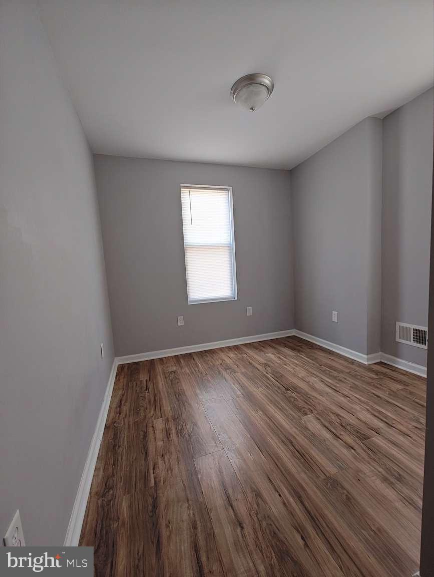 PORT RICHMOND - Residential