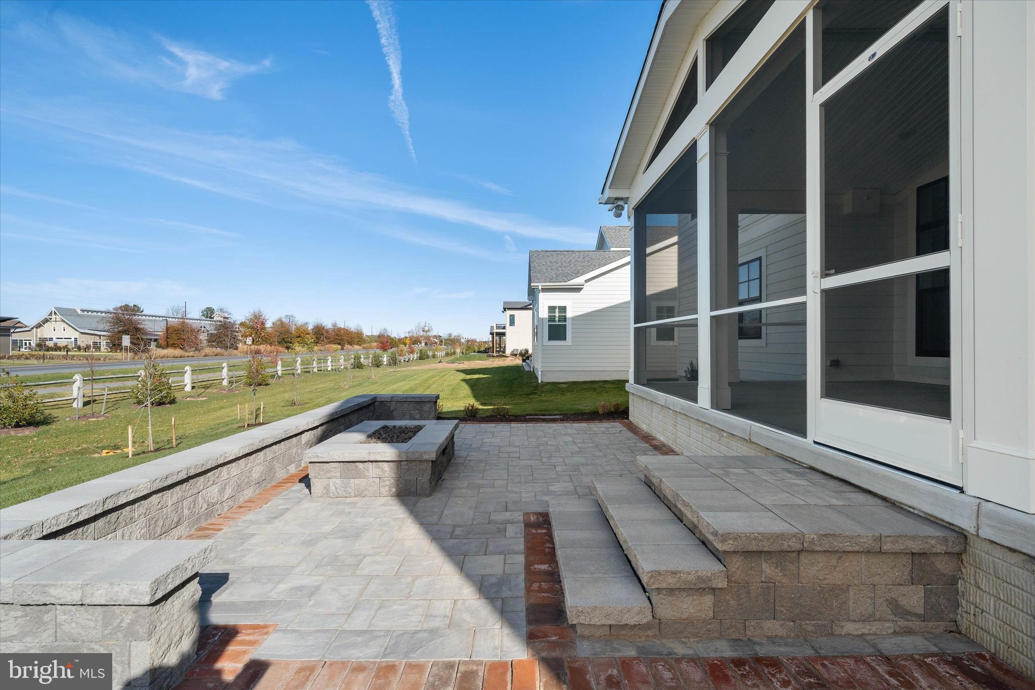 RIVER RUN - Residential