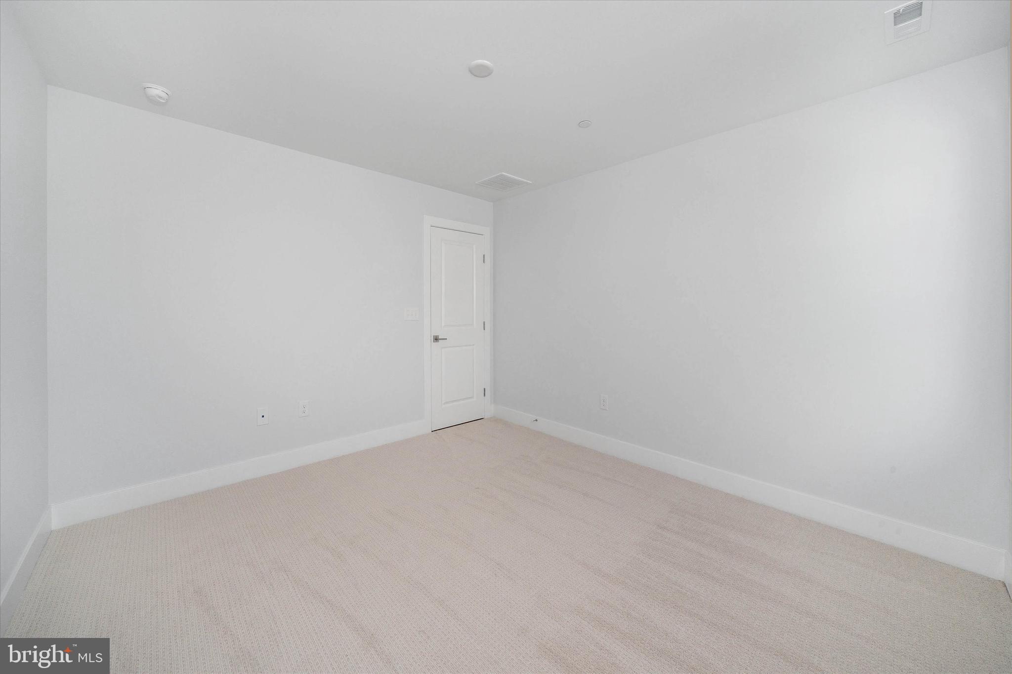 RIVER RUN - Residential