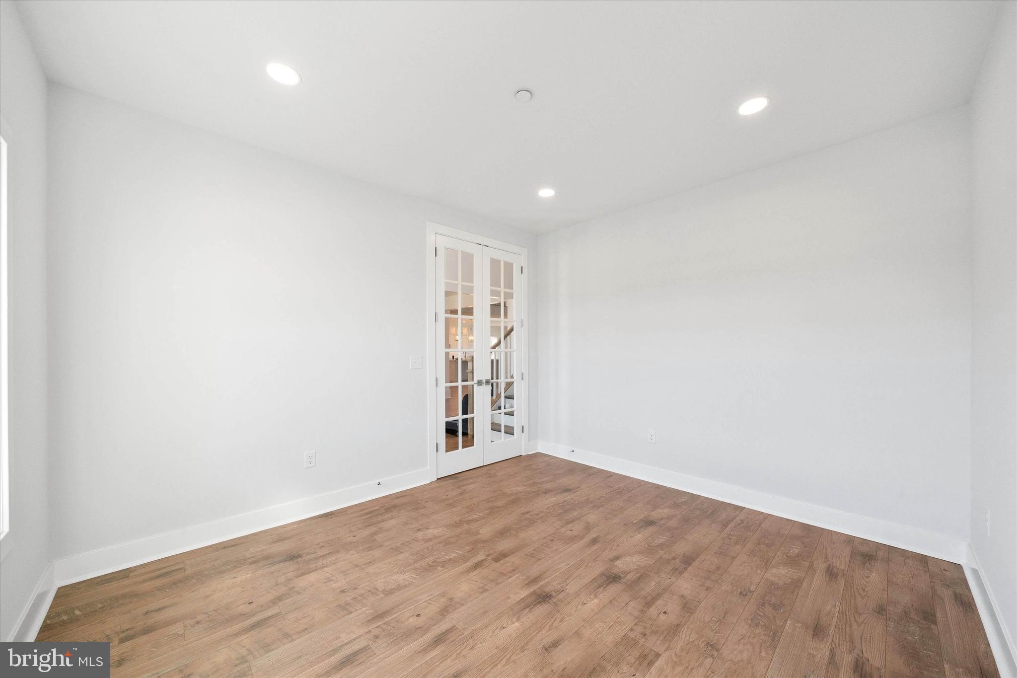 RIVER RUN - Residential