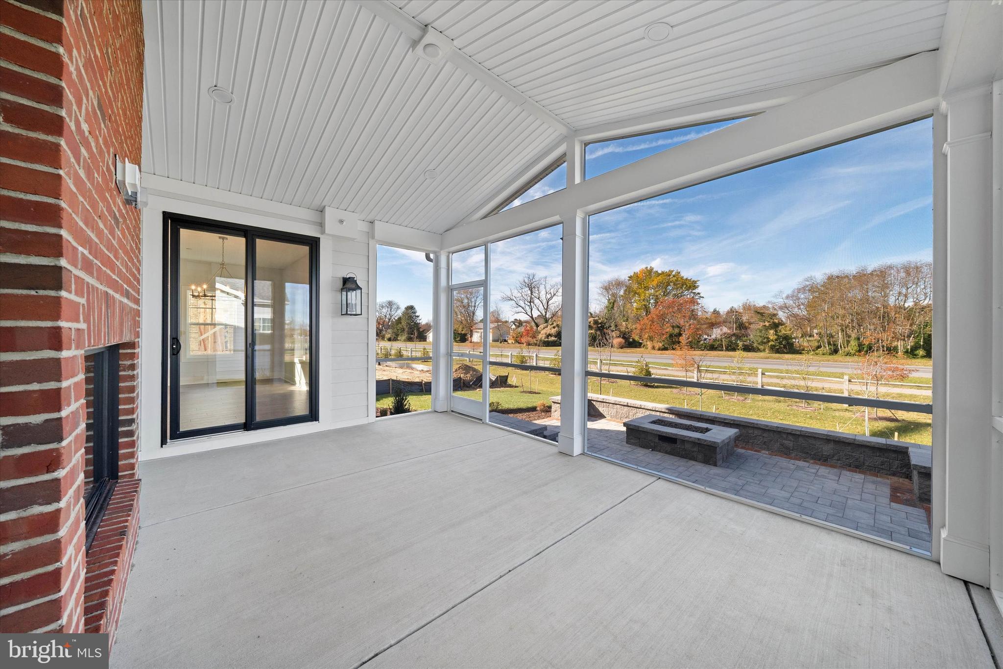 RIVER RUN - Residential