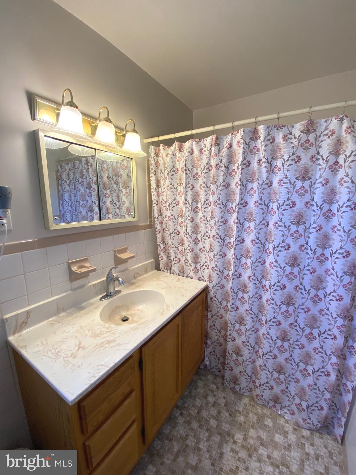 NORRITON WOODS - Residential