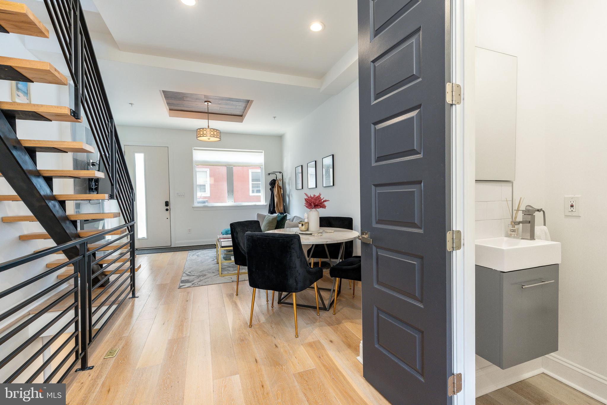 POINT BREEZE - Residential