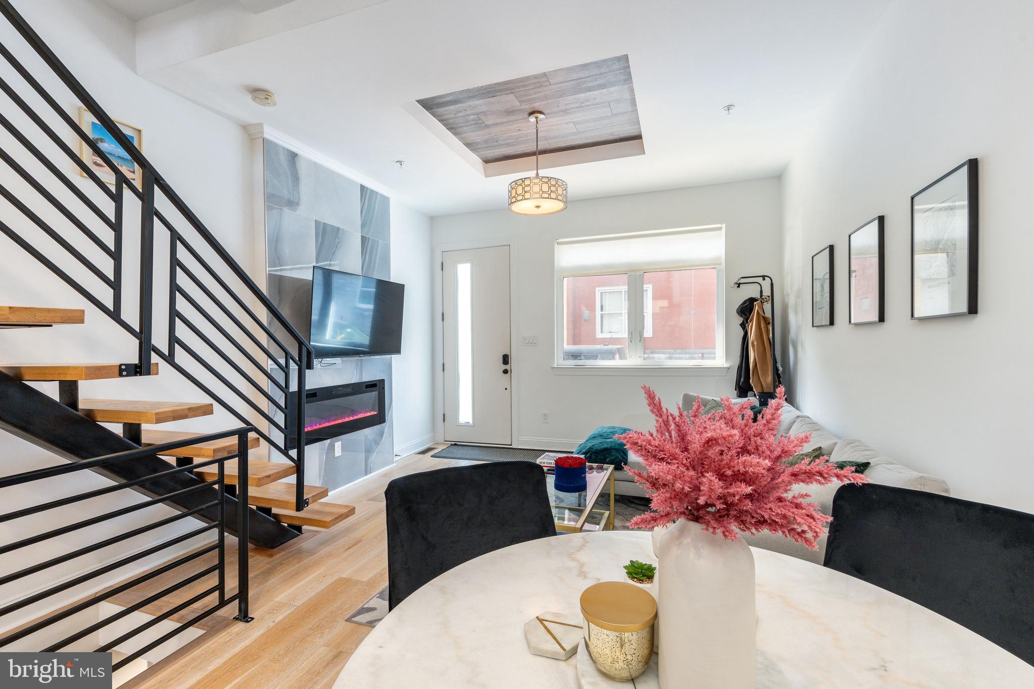 POINT BREEZE - Residential