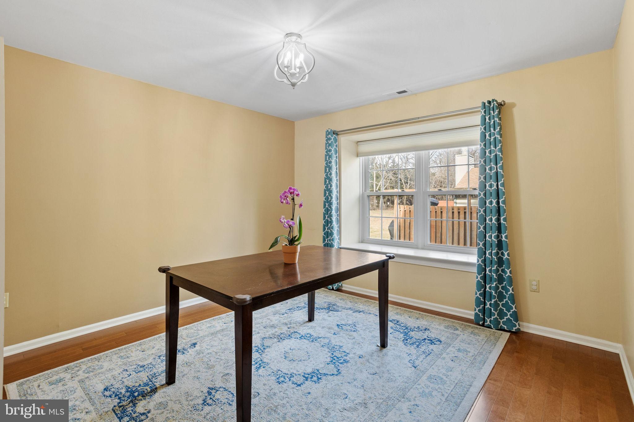 NEWTOWN GRANT - Residential