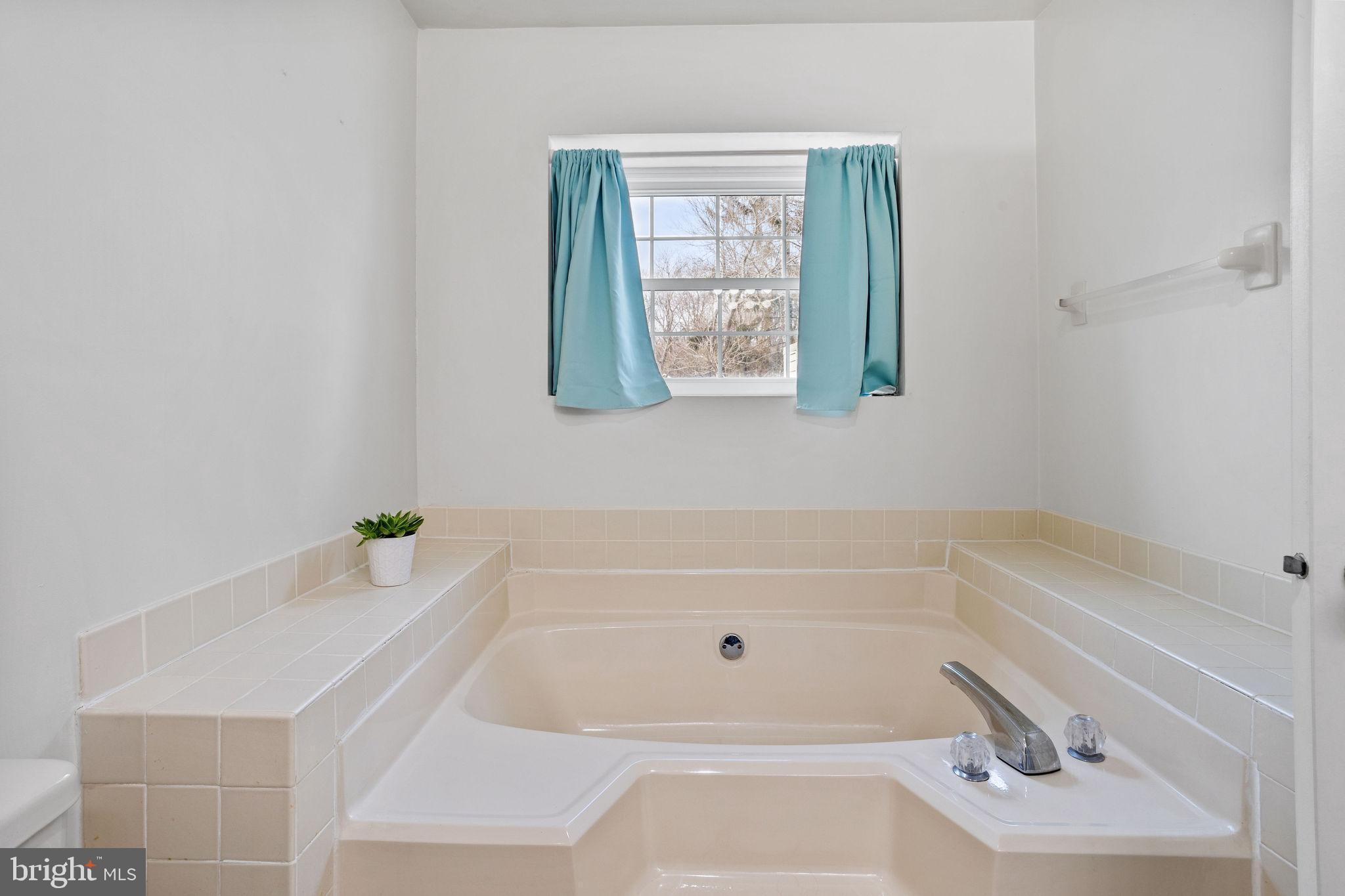 NEWTOWN GRANT - Residential