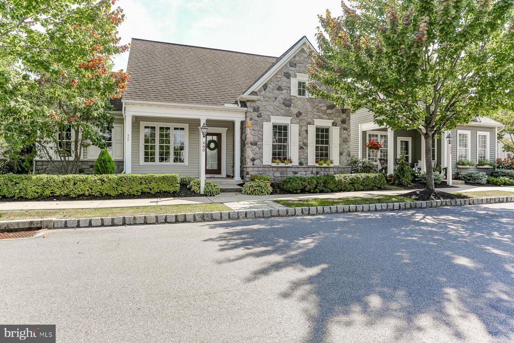 Photo of 660 OLD POST LN, STRASBURG, PA 17579 (MLS # PALA2040010)