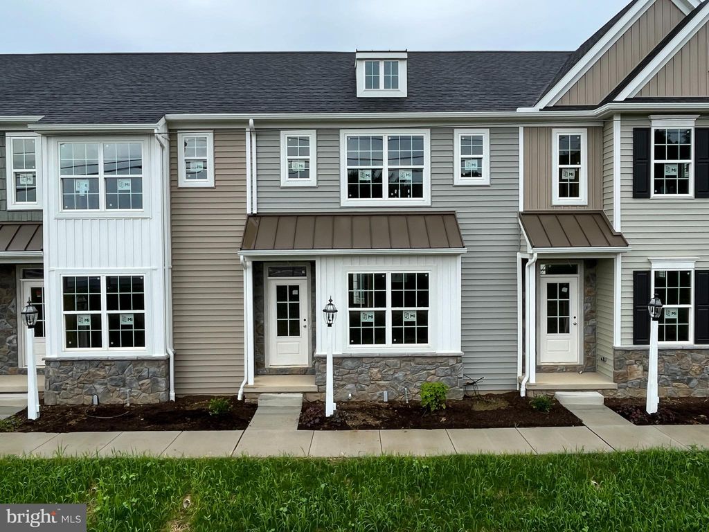 Photo of 2443 ARTESIAN WAY #26, LANCASTER, PA 17601 (MLS # PALA2039122)