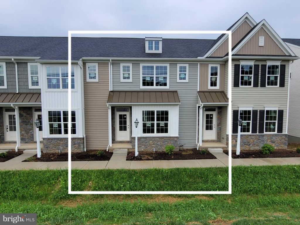 Photo of 2443 ARTESIAN WAY #26, LANCASTER, PA 17601 (MLS # PALA2039122)
