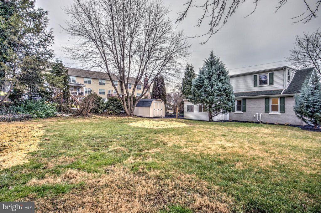 Photo of 439 POPLAR ST, COLUMBIA, PA 17512 (MLS # PALA2029492)