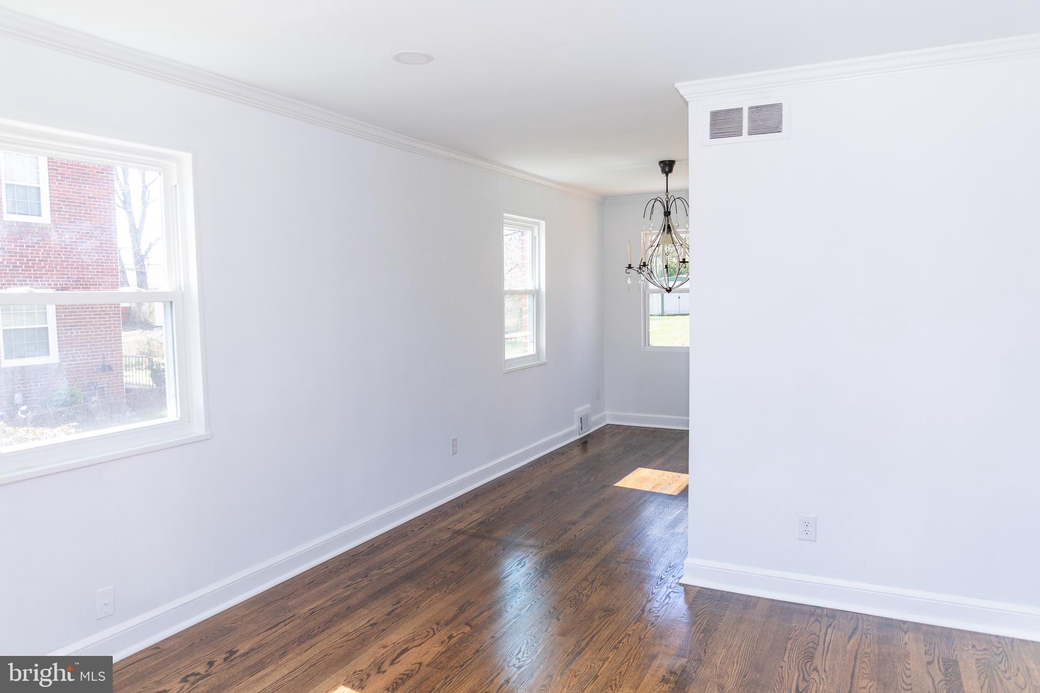 HILLCREST - Residential