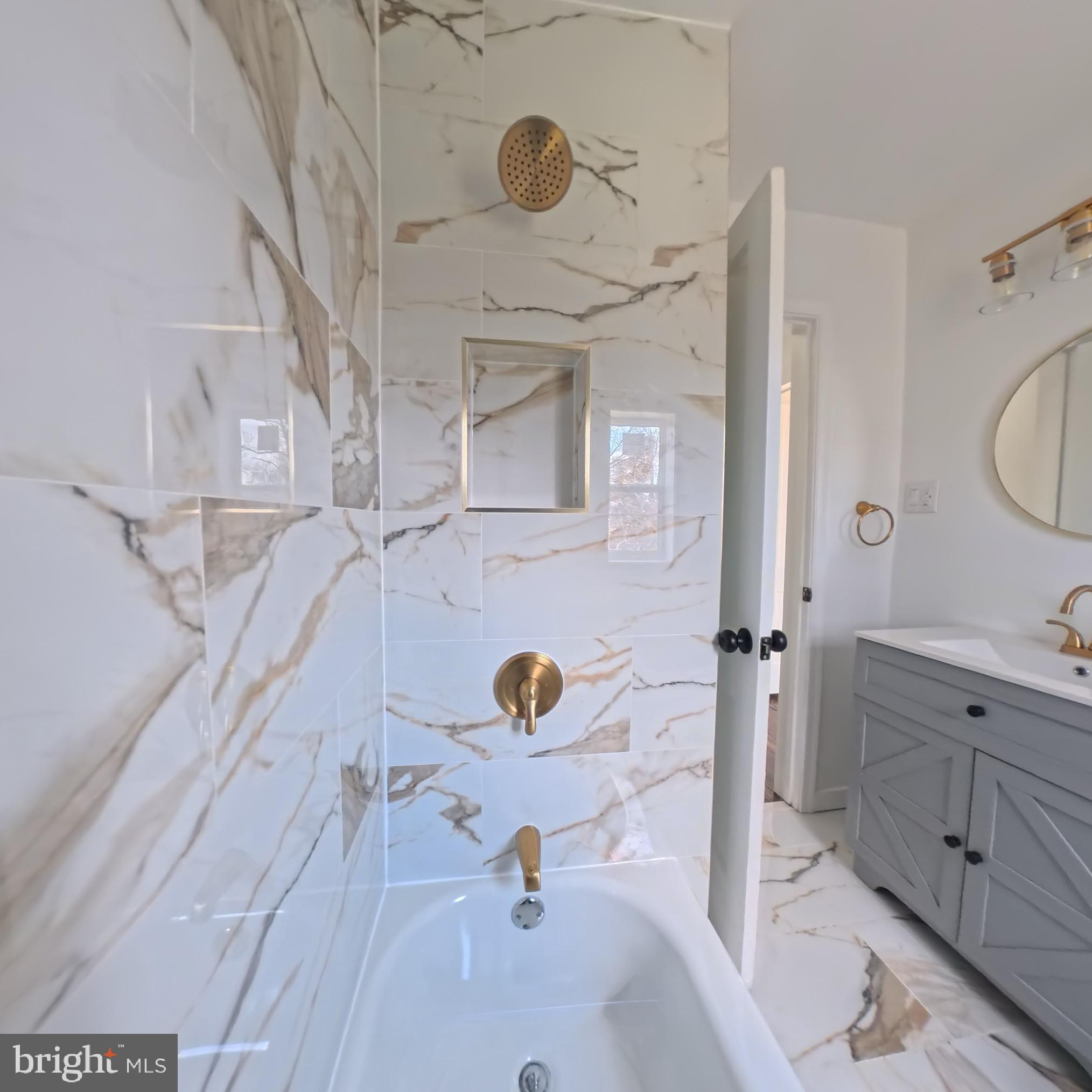 HILLCREST - Residential