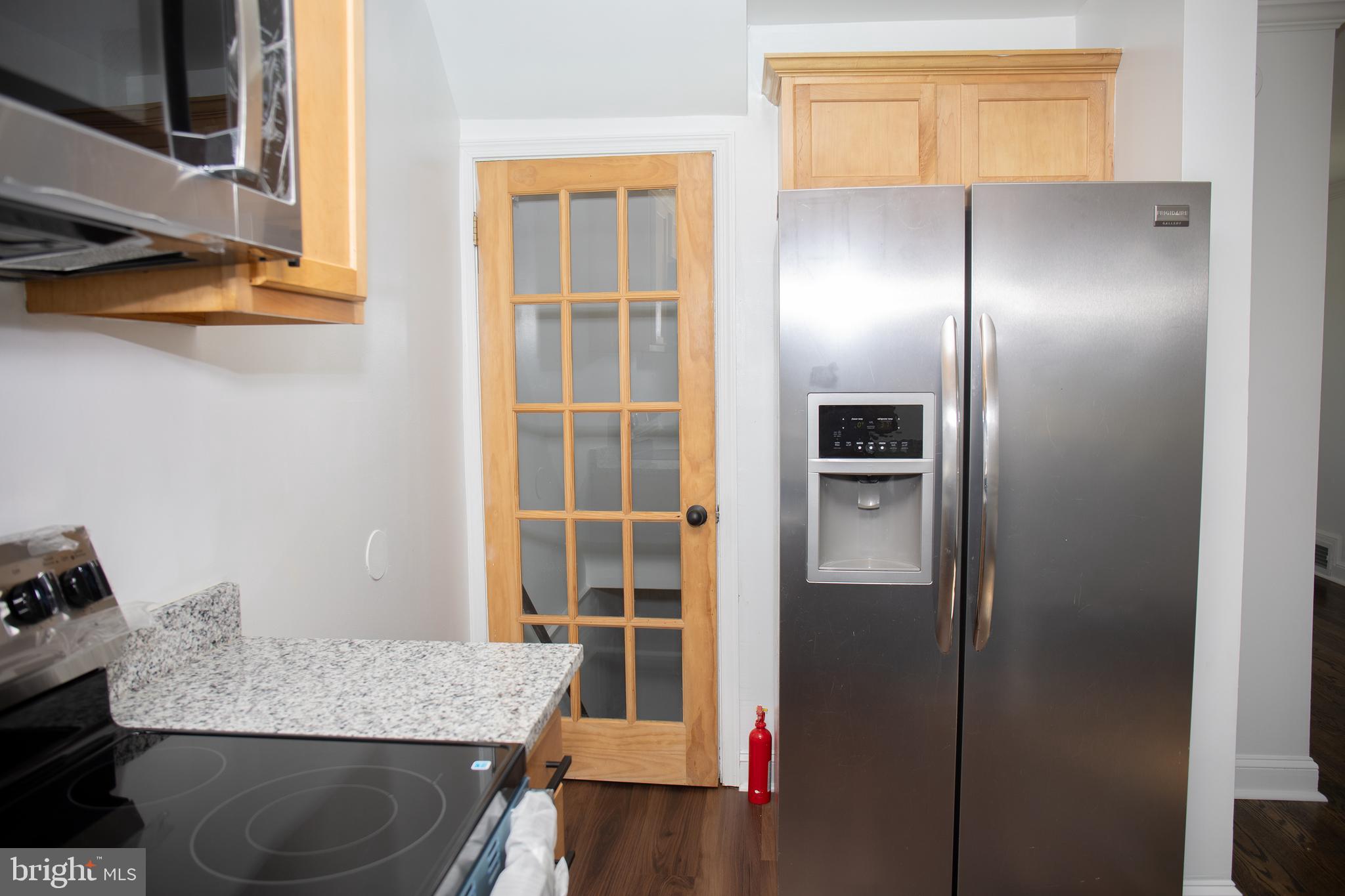 HILLCREST - Residential