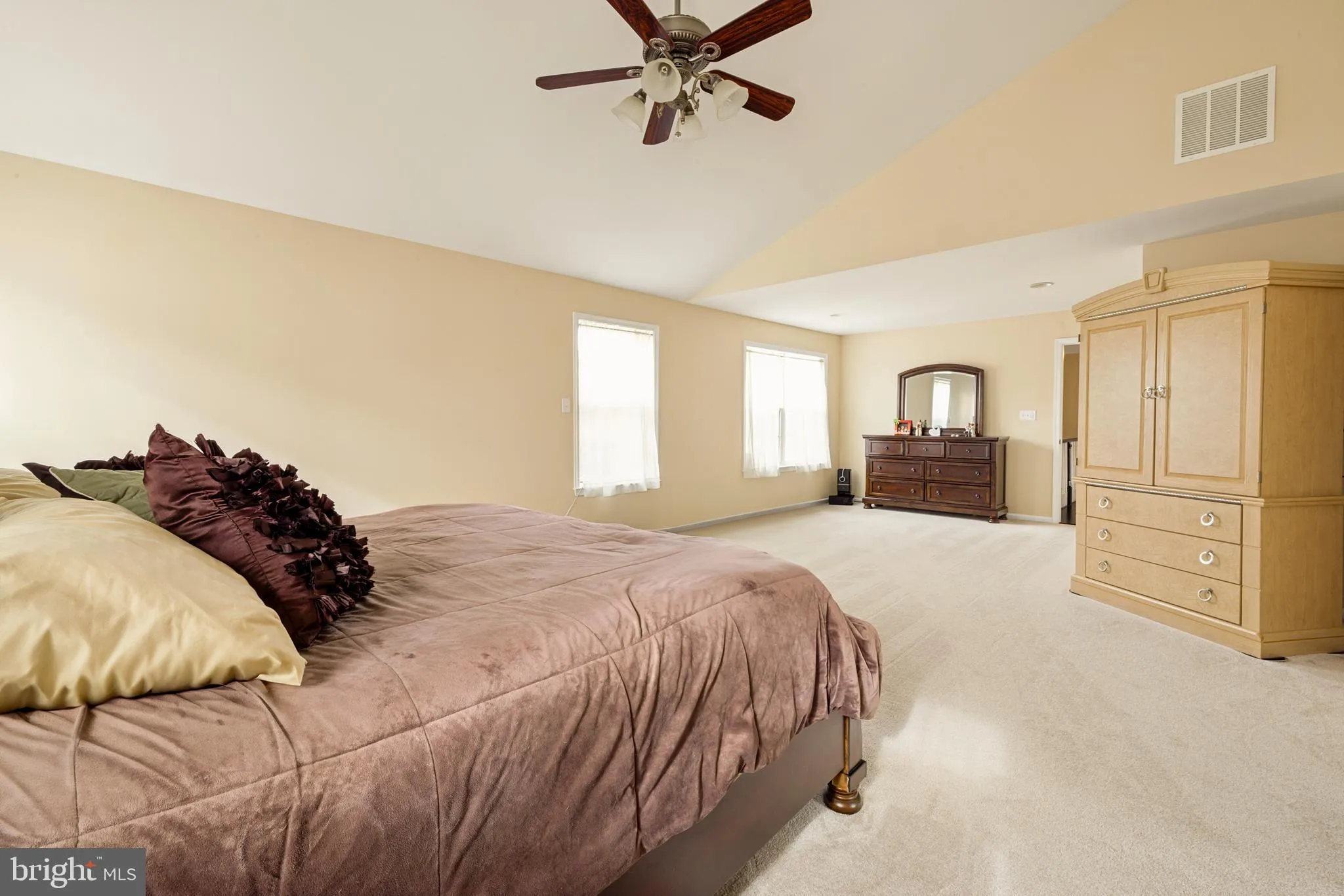 Williamstown, New Jersey 08094, United States, 4 Bedrooms Bedrooms, ,3 BathroomsBathrooms,Residential,Contingent,10070