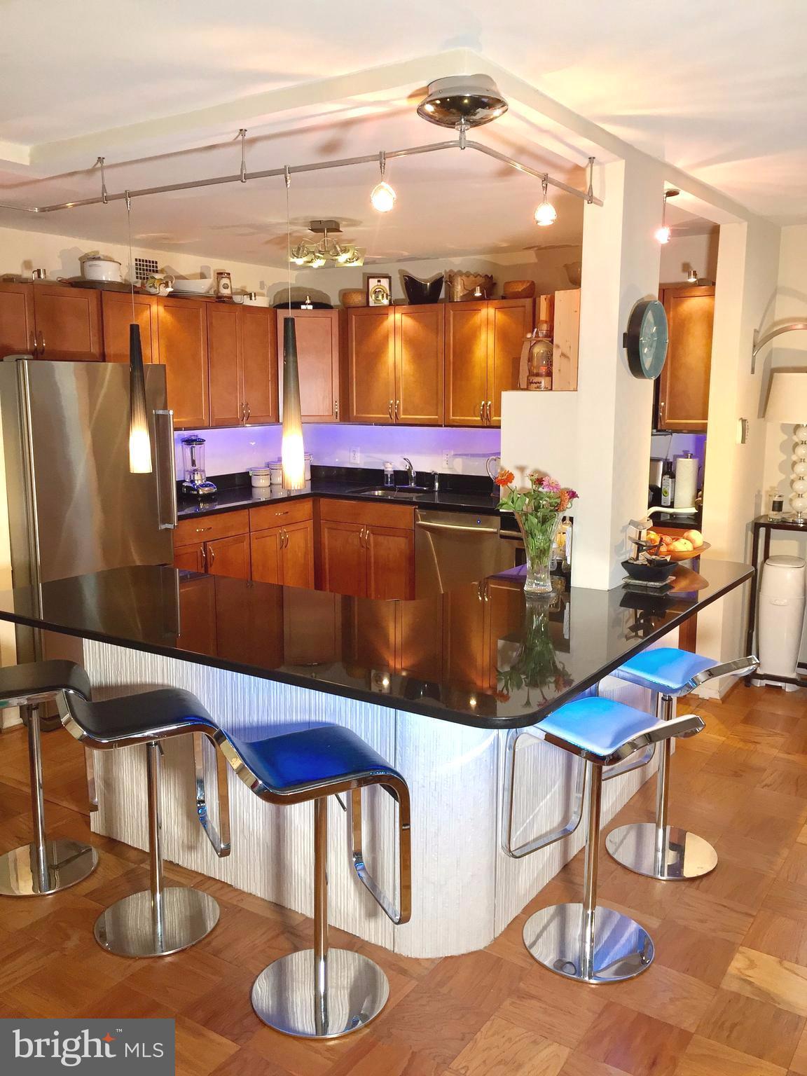 PARKSIDE PLAZA CODM - Residential