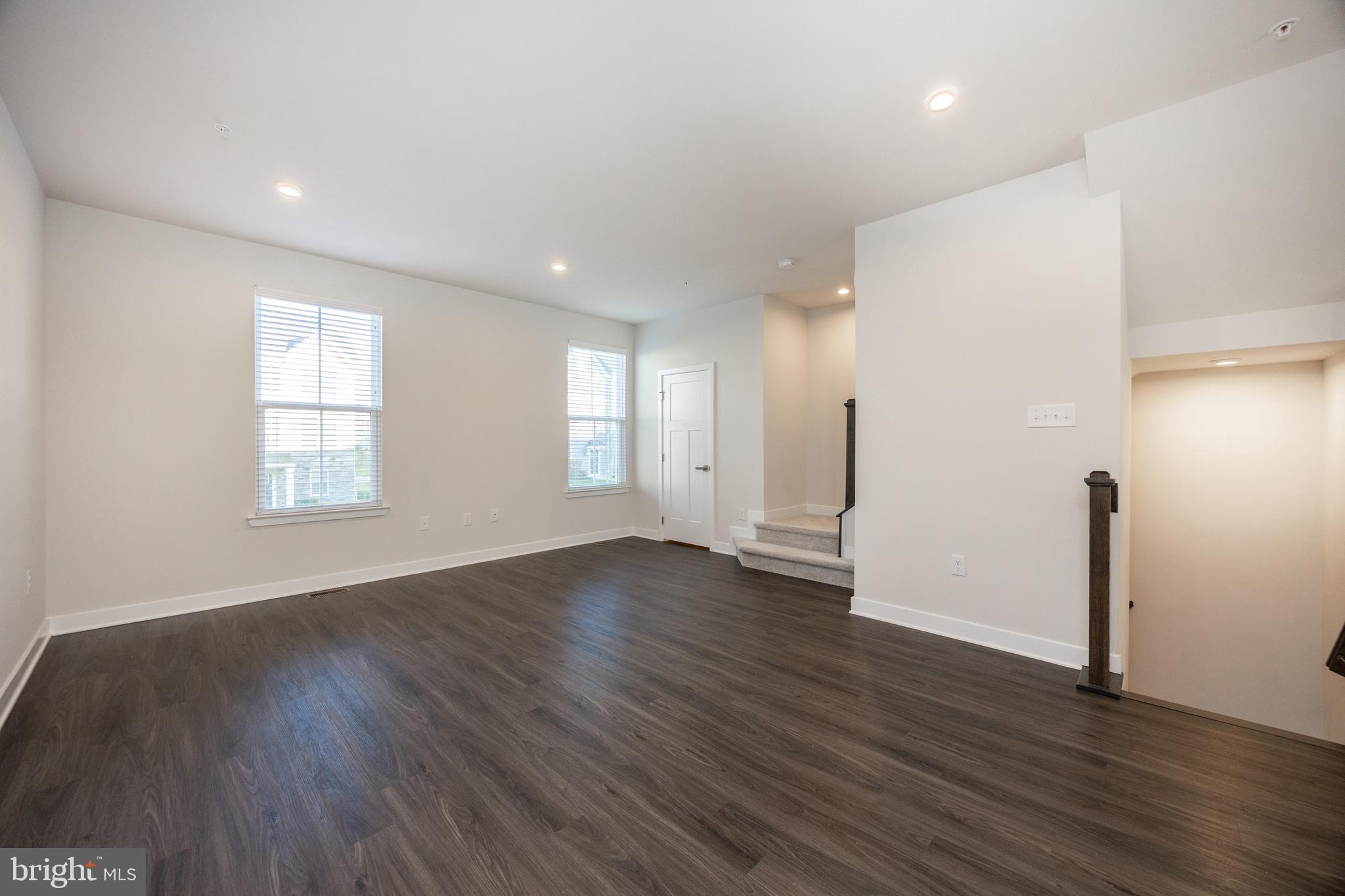 MAPLEVIEW - Residential