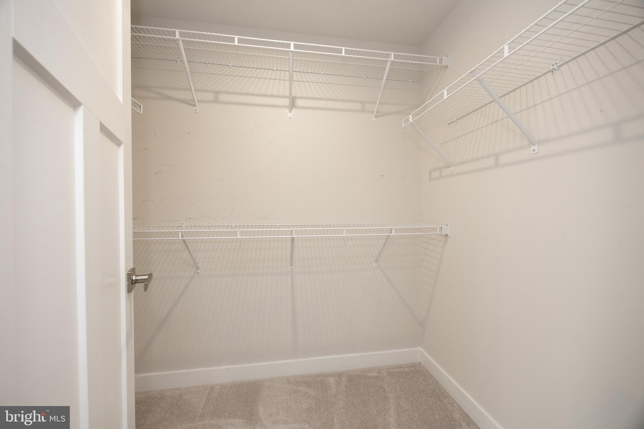 MAPLEVIEW - Residential