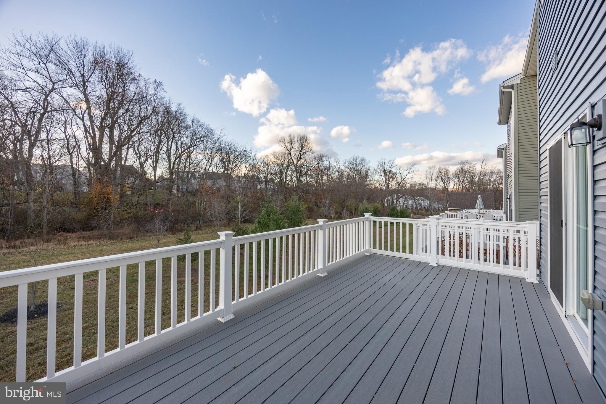 MAPLEVIEW - Residential