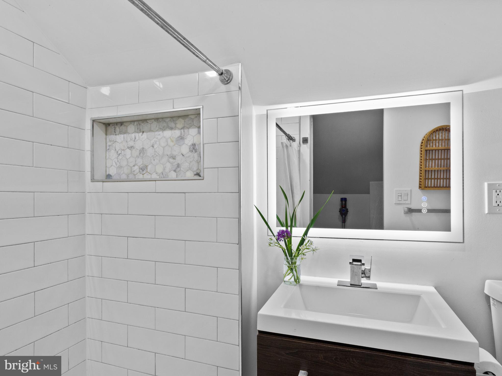 EASTPORT - Residential