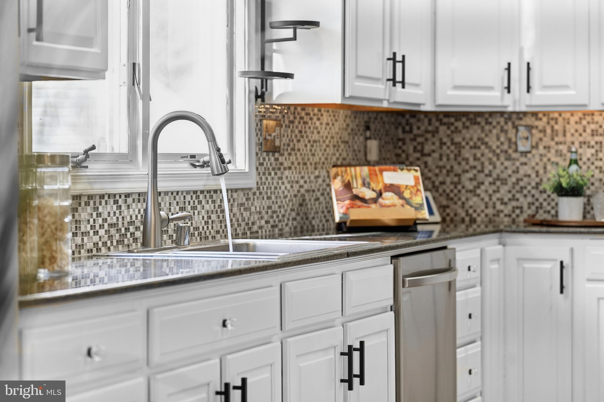 RIDGEGATE WOODS - Residential