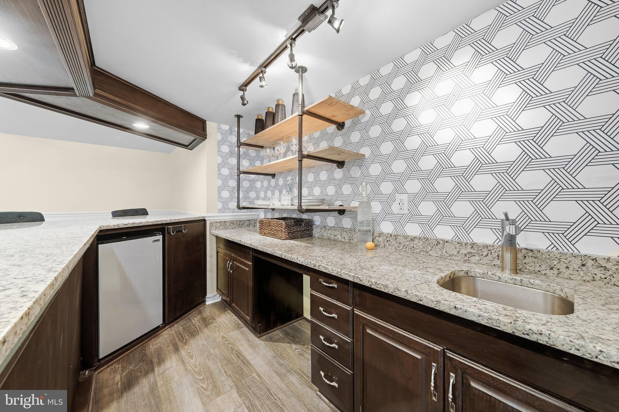 RIDGEGATE WOODS - Residential