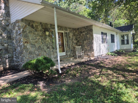 Homes For Sale - 3454 Hill Road<br/> ELIZABETHTOWN, PA 17022